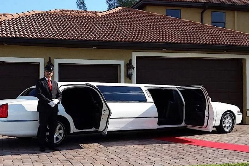 Why Booking a Professional Limo Service Is the Smart Choice for Cleveland Events